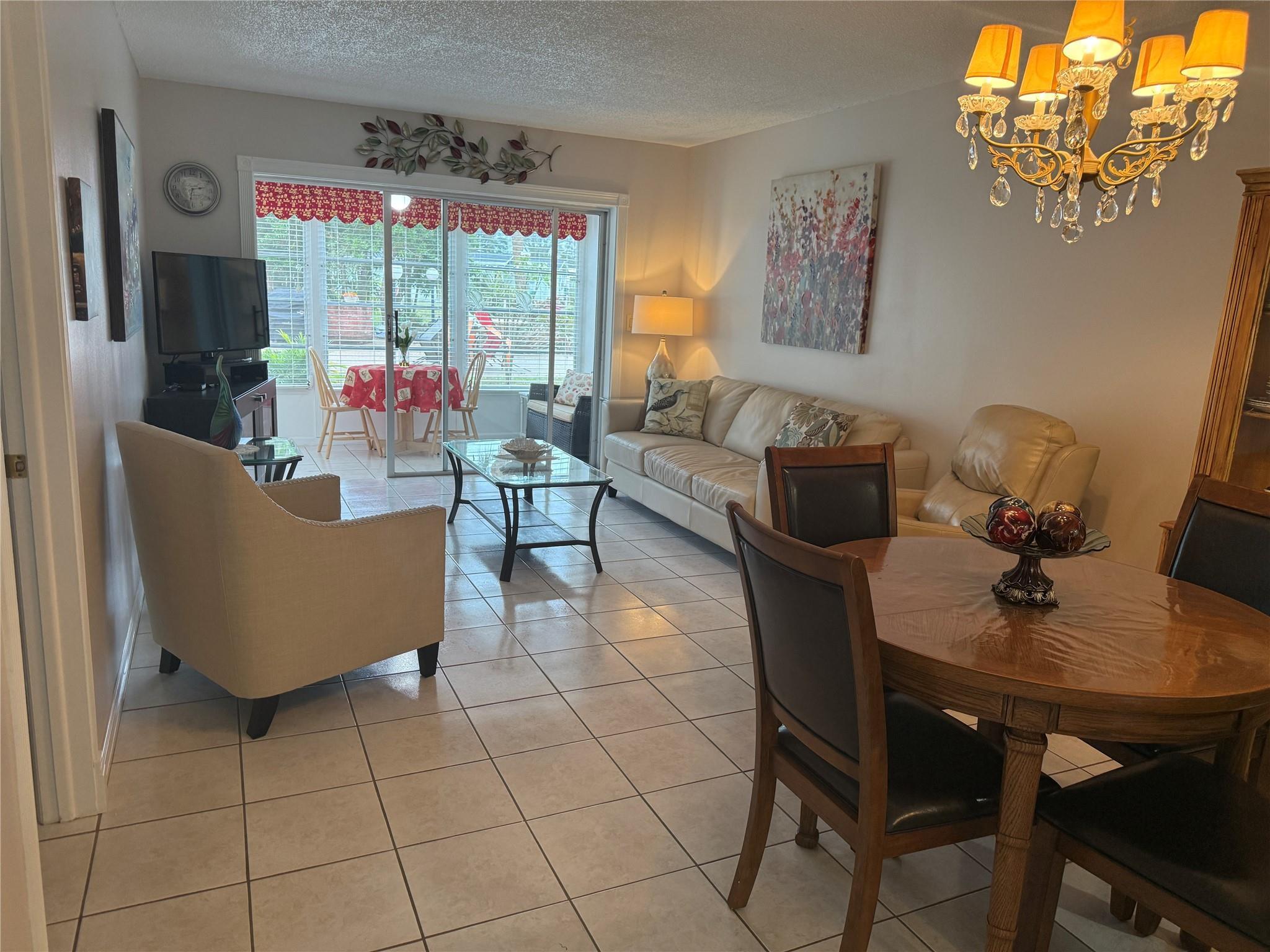 2901 NW 46th Avenue 106, Lauderdale Lakes, FL 33313, Lauderdale Lakes - Photo 3