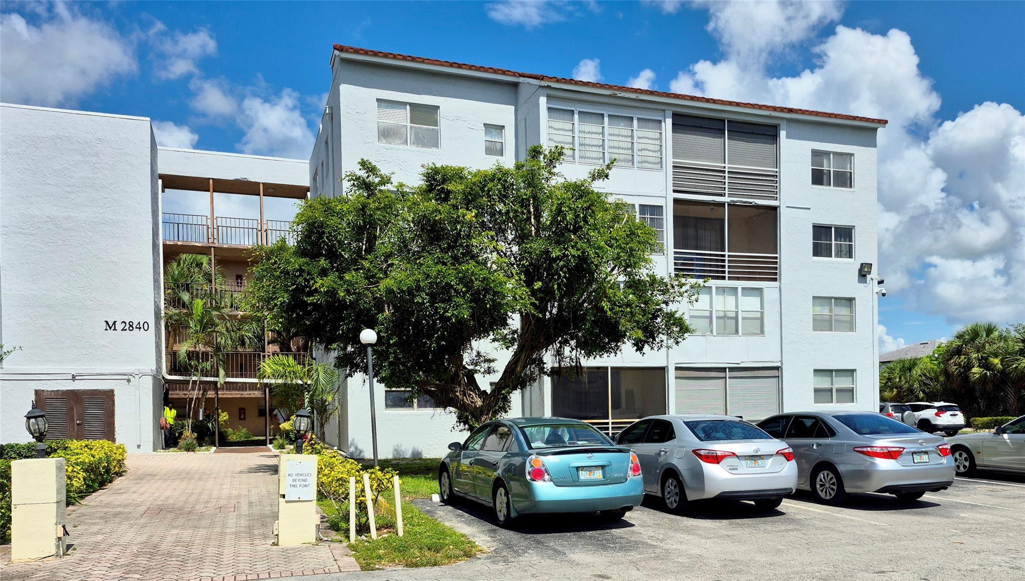 2840 Somerset Drive 208M, Lauderdale Lakes, FL 33311, Lauderdale Lakes