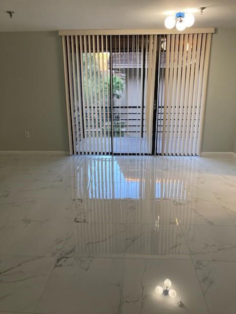 661 NE 195th Street 314, Miami, FL 33179, Miami - Photo 2