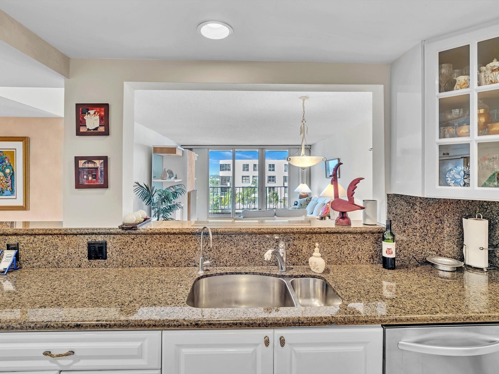 1149 Hillsboro Mile 703, Hillsboro Beach, FL 33062, Hillsboro Beach - Photo 5