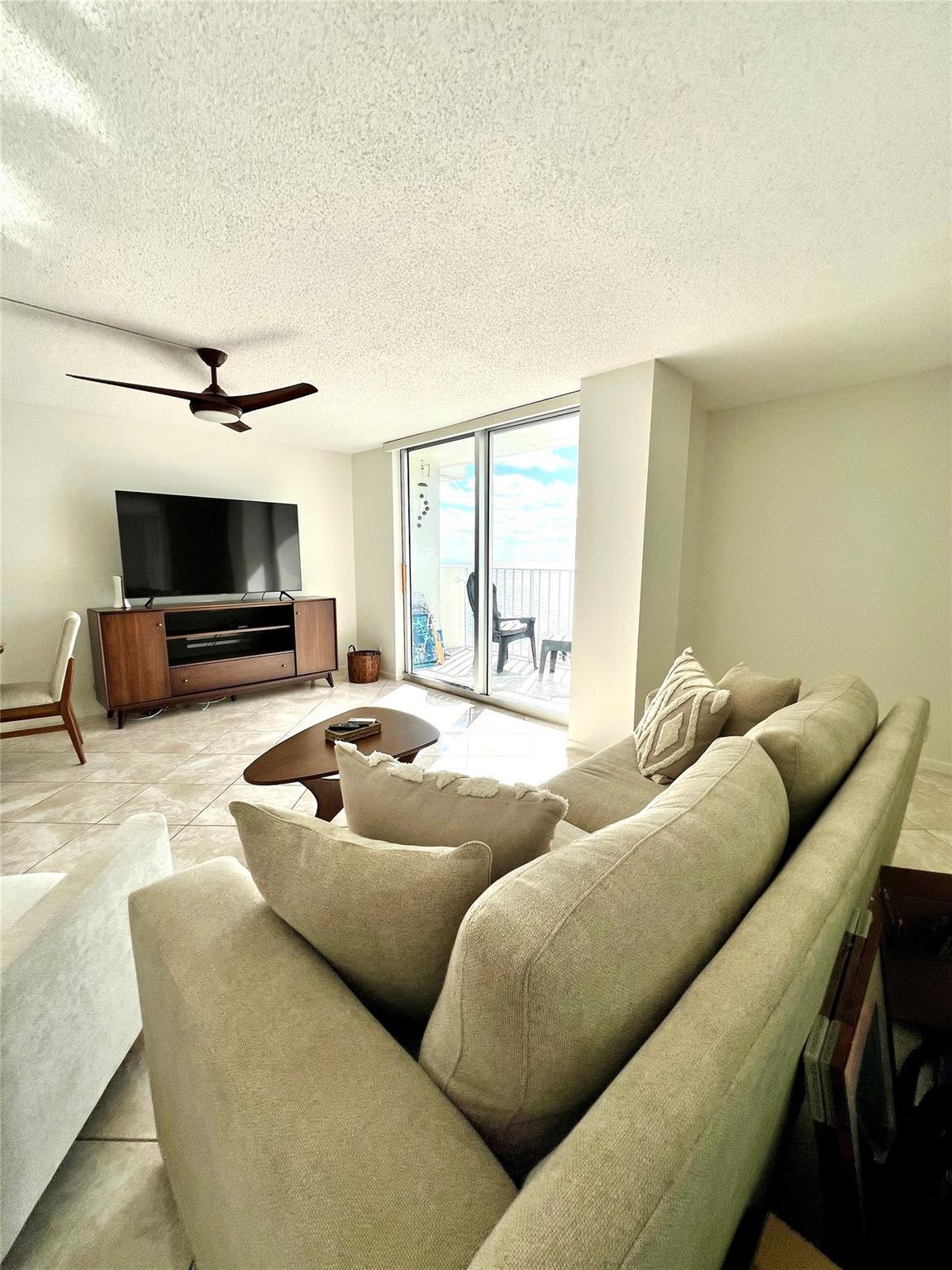 111 Briny Avenue 1908, Pompano Beach, FL 33062, Pompano Beach - Photo 4