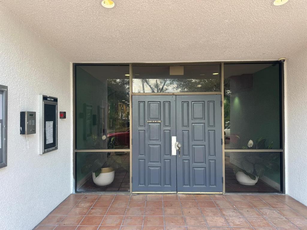 3301 Spanish Moss Terrace 610, Lauderhill, FL 33319, Lauderhill - Photo 3