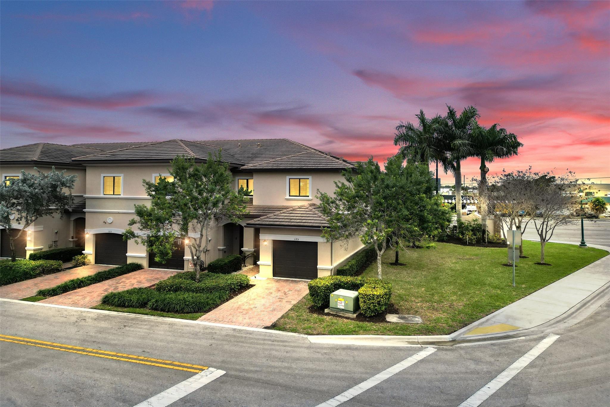4234 N Dixie Highway 125, Oakland Park, FL 33334, Oakland Park - Main