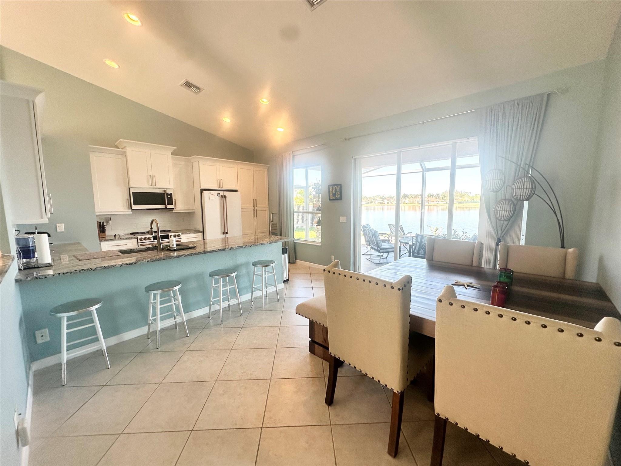 6104 Santa Margarito Drive, Fort Pierce, FL 34951, Fort Pierce - Photo 4