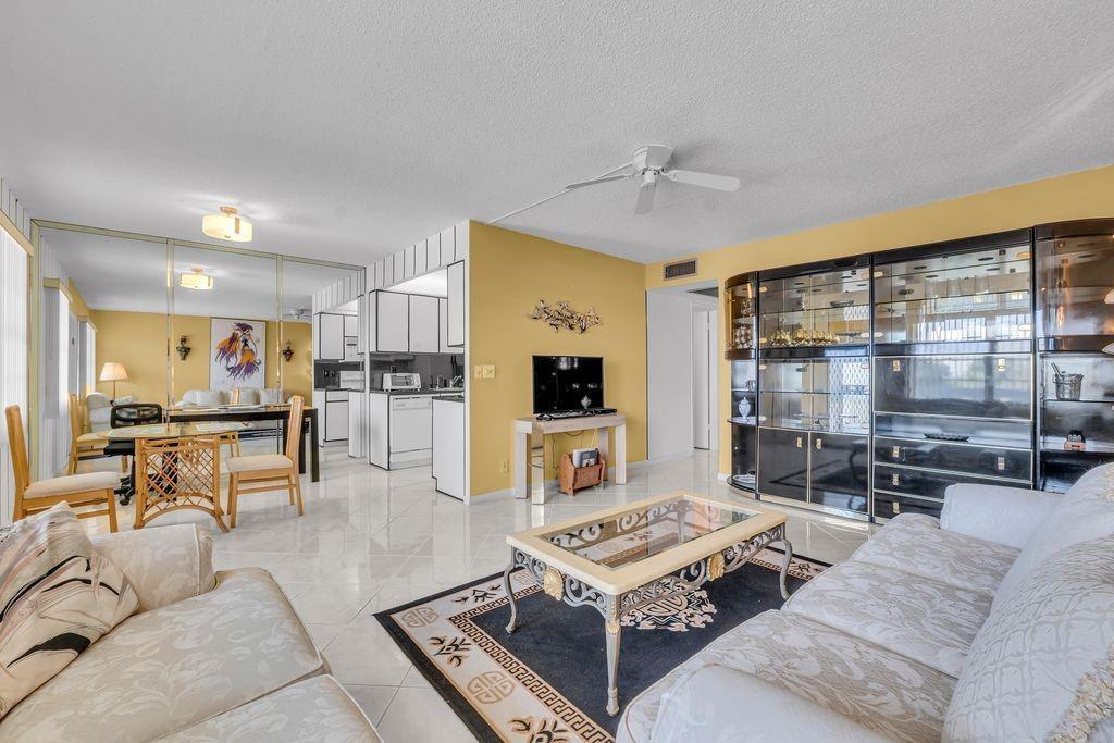 4037 Swansea B 4037, Deerfield Beach, FL 33442, Deerfield Beach