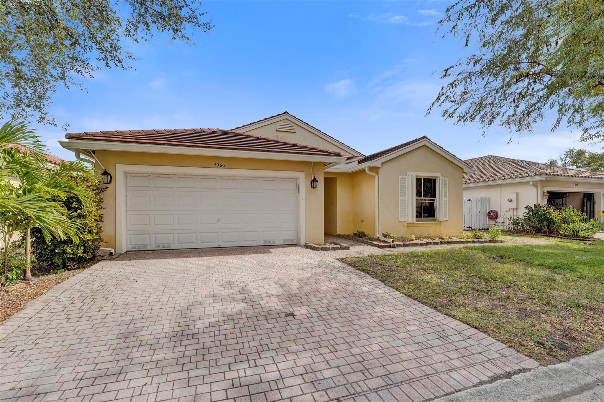 4966 SW 33rd Terrace, Hollywood, FL 33312, Hollywood - Photo 3
