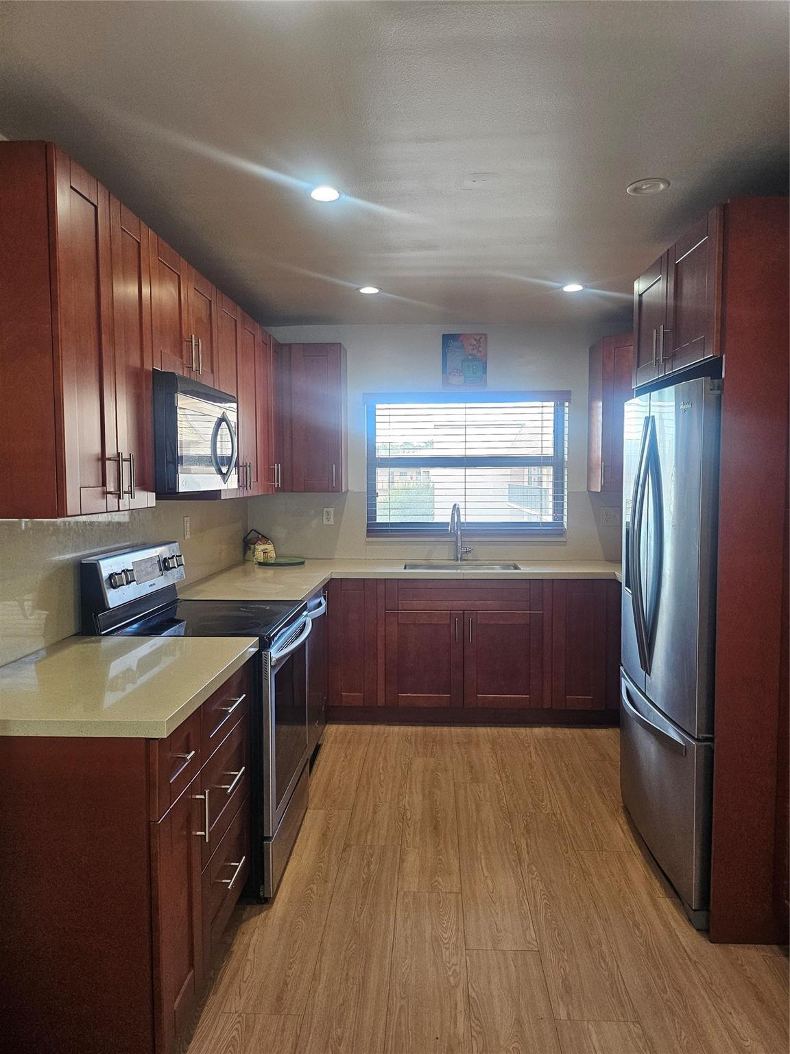 10433 Sunrise Lakes Boulevard 406, Sunrise, FL 33322, Sunrise - Main