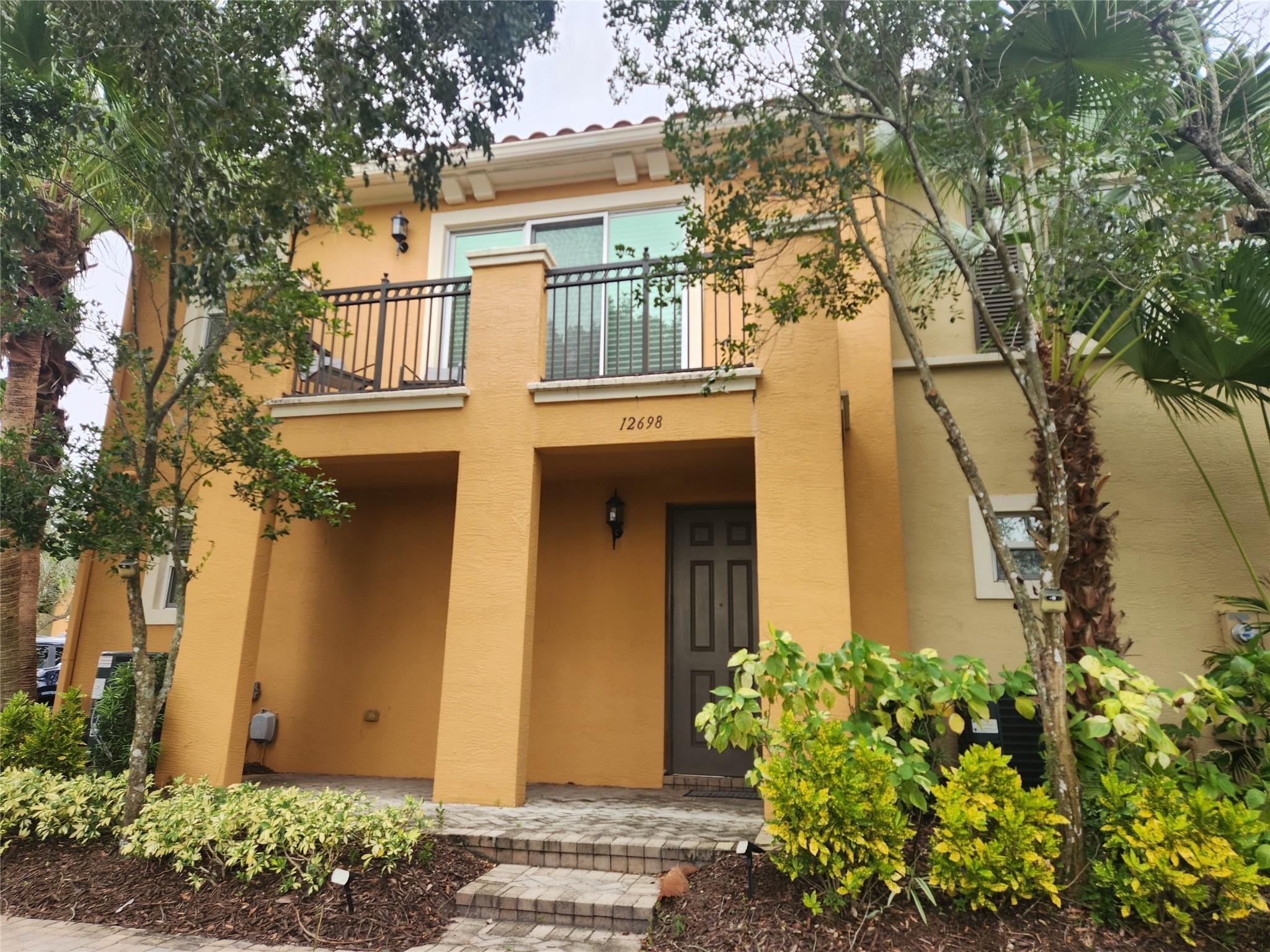 12698 NW 32nd Place, Sunrise, FL 33323, Sunrise - Photo 3