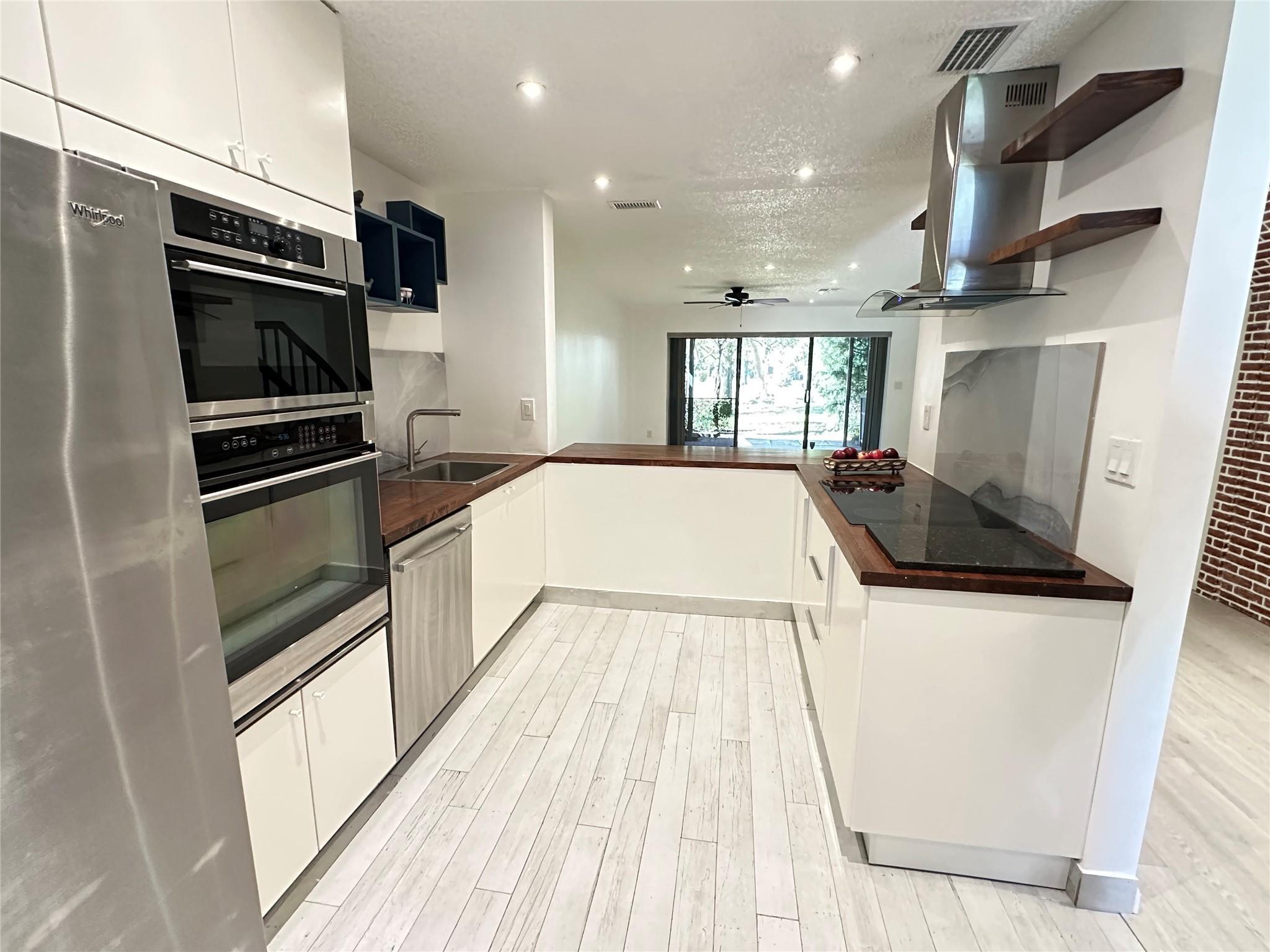 4344 Carambola Circle, Coconut Creek, FL 33066, Coconut Creek - Photo 2