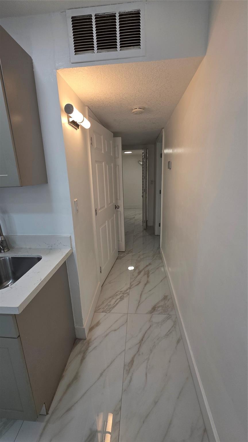 1758 NW 55th Avenue 101, Lauderhill, FL 33313, Lauderhill - Photo 5