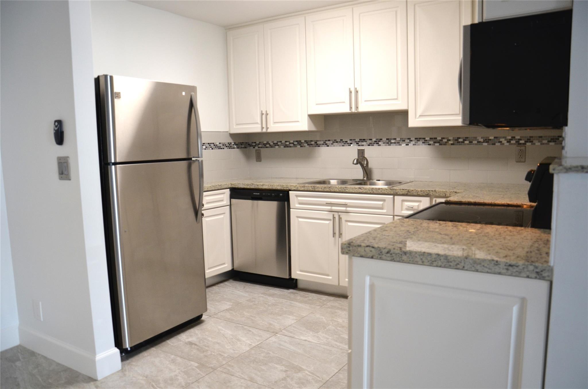 6247 Bay Club Drive 2, Fort Lauderdale, FL 33308, Fort Lauderdale - Photo 5