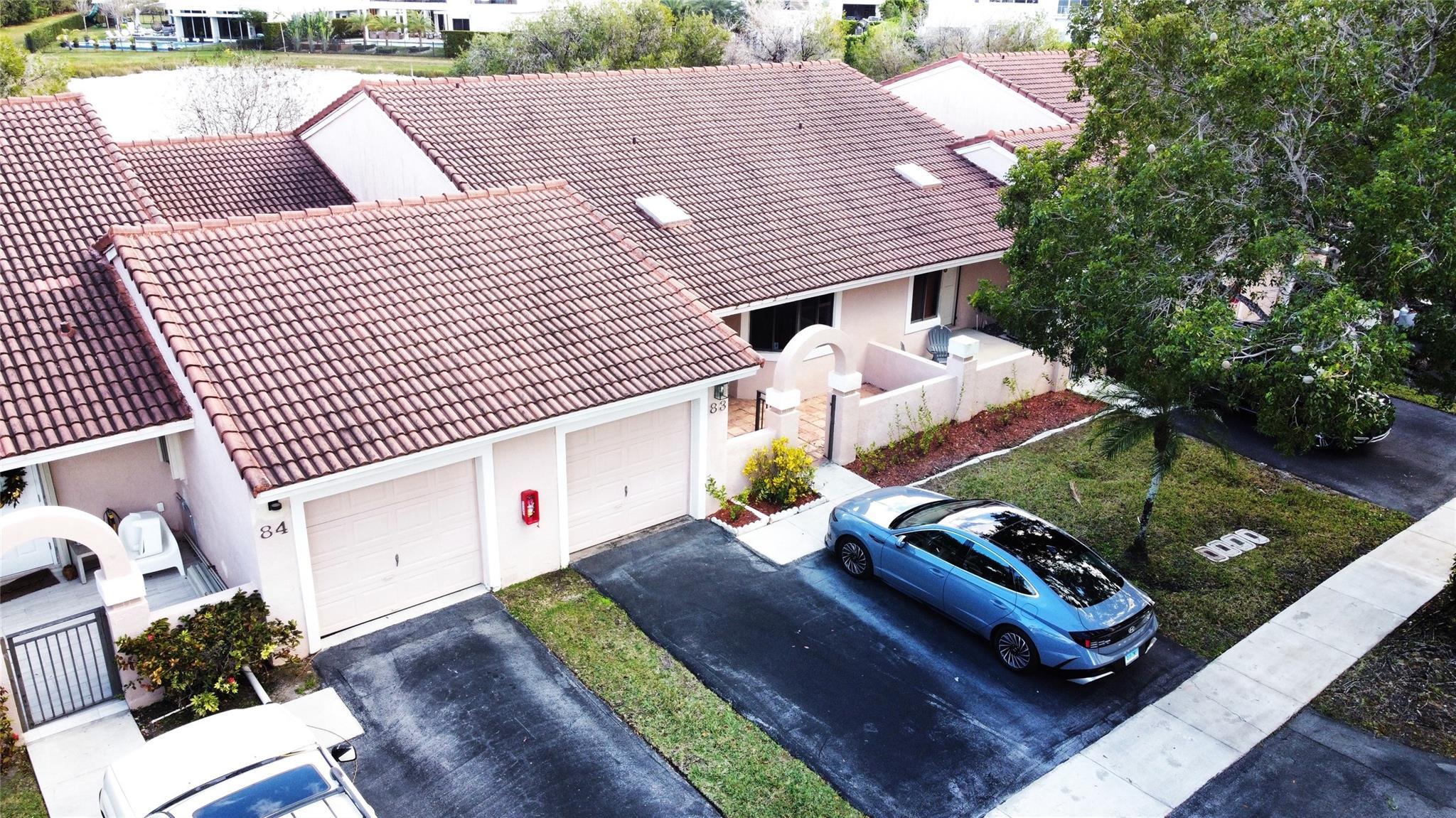 16600 Greens Edge Circle 83, Weston, FL 33326, Weston - Photo 2
