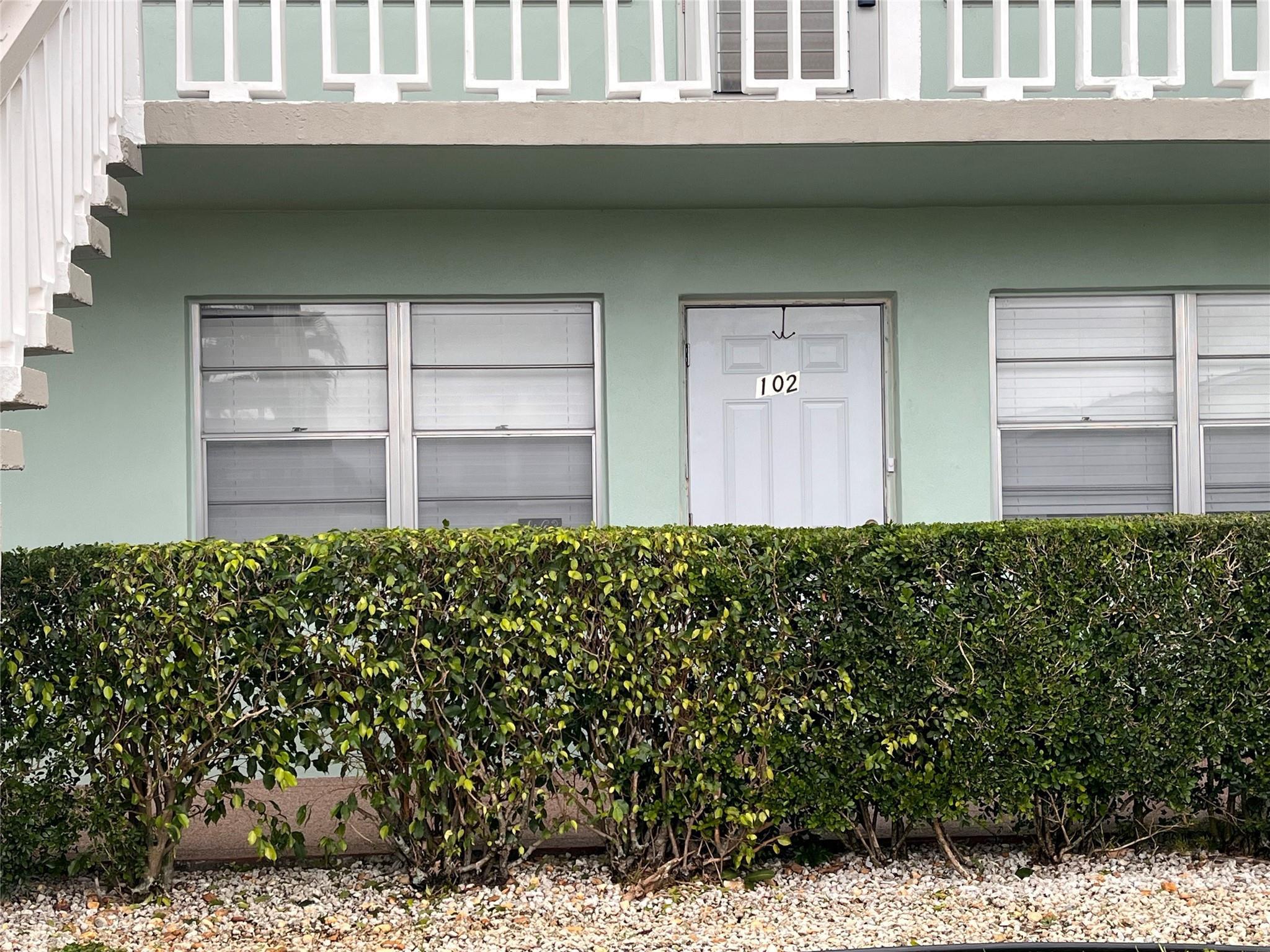 102 Somerset F 102, West Palm Beach, FL 33417, West Palm Beach - Photo 2