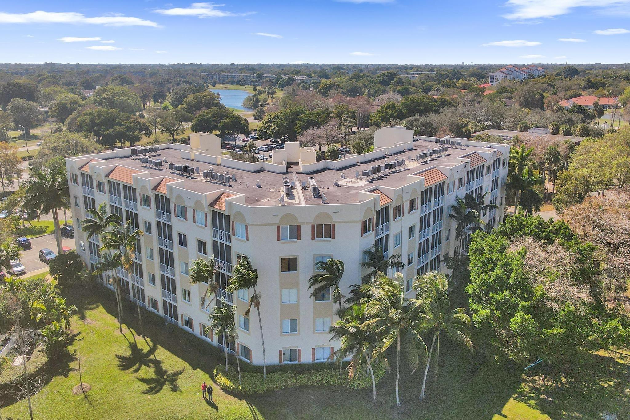 3600 Oaks Clubhouse Drive 408, Pompano Beach, FL 33069, Pompano Beach