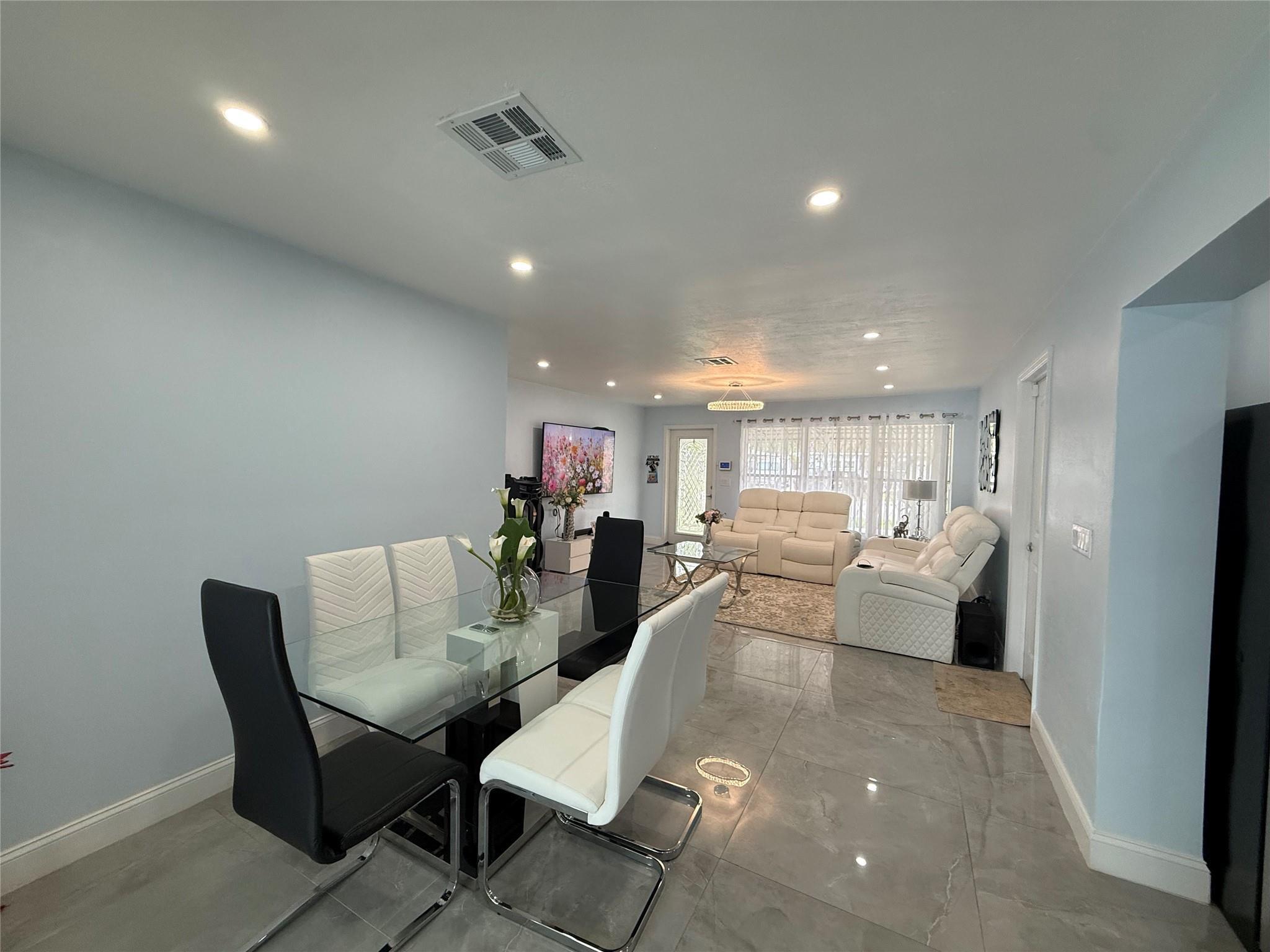 1210 NE 42 Court, Pompano Beach, FL 33064, Pompano Beach - Photo 2