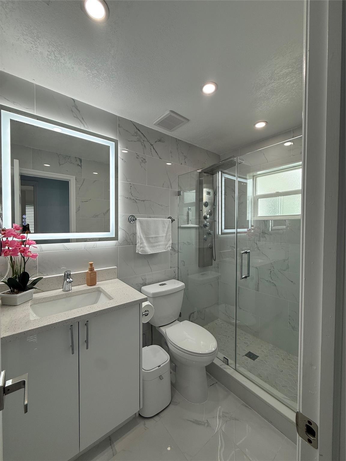 1210 NE 42 Court, Pompano Beach, FL 33064, Pompano Beach - Photo 4
