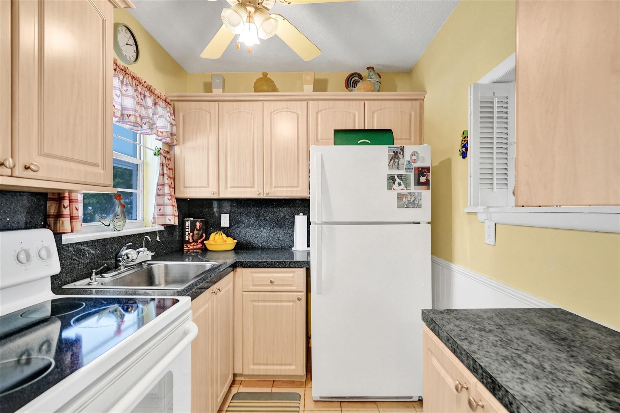 2475 W Golf Boulevard 244, Pompano Beach, FL 33064, Pompano Beach - Photo 4