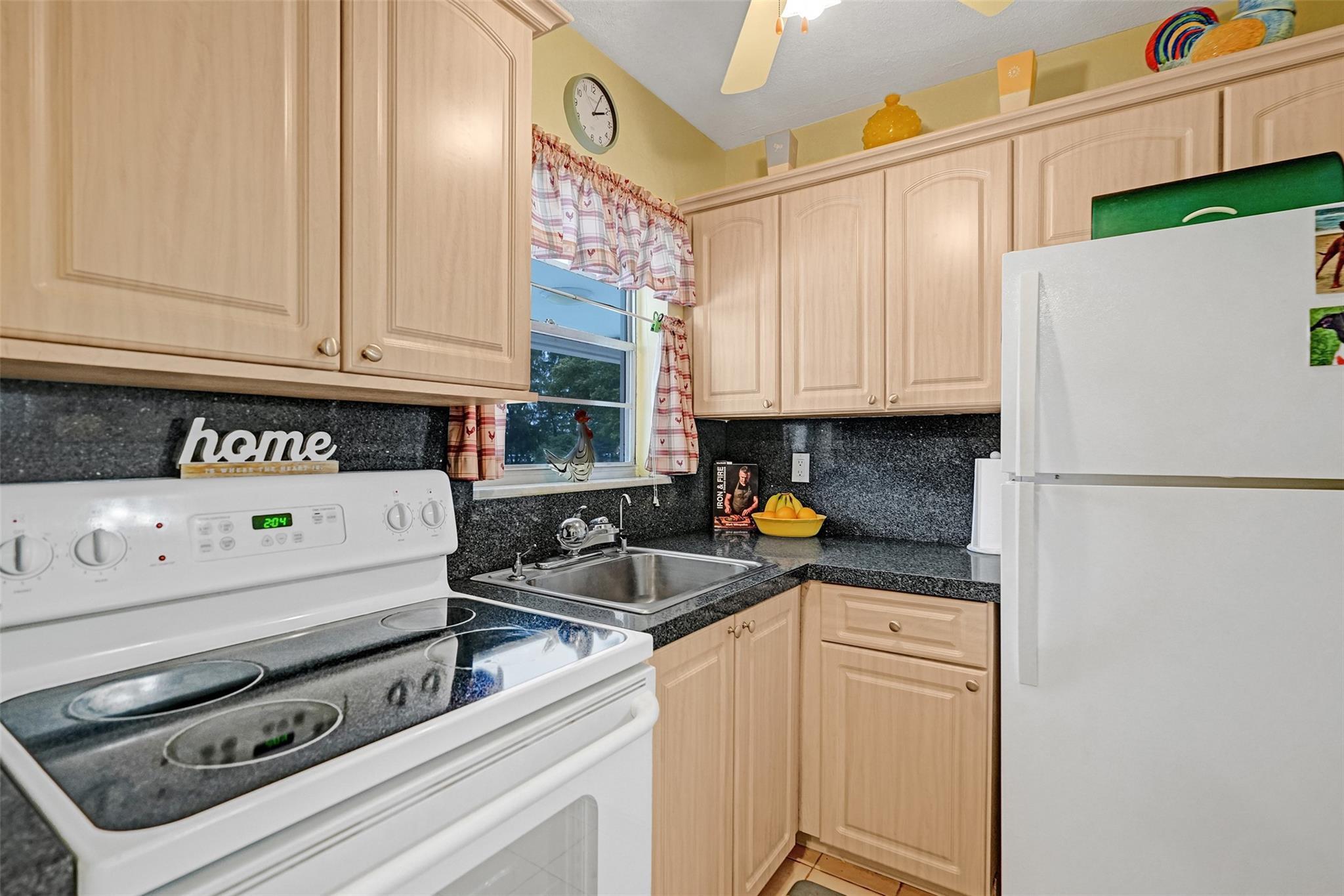2475 W Golf Boulevard 244, Pompano Beach, FL 33064, Pompano Beach - Photo 5