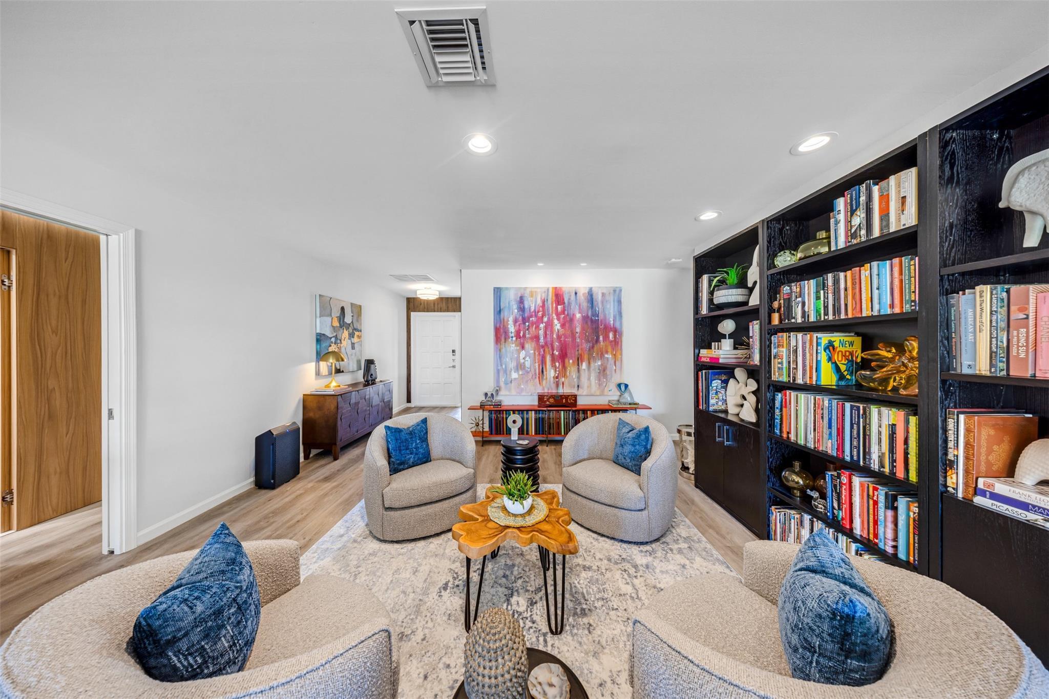 3651 Oaks Clubhouse Drive p11, Pompano Beach, FL 33069, Pompano Beach - Photo 2