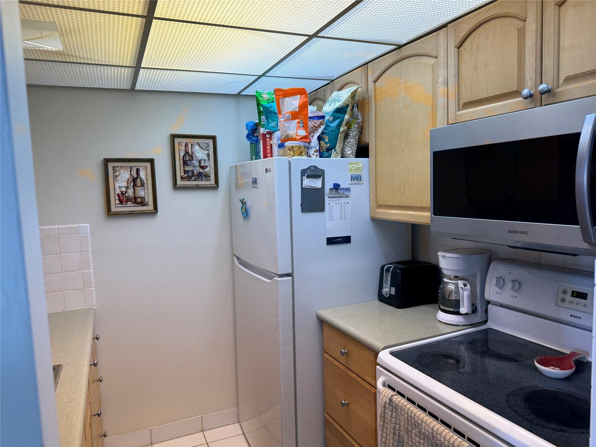 111 Briny Avenue 1909, Pompano Beach, FL 33062, Pompano Beach - Photo 5