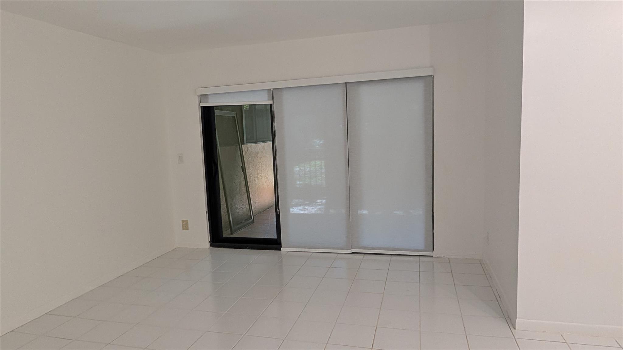 2372 NW 39th Avenue, Coconut Creek, FL 33066, Coconut Creek - Photo 4