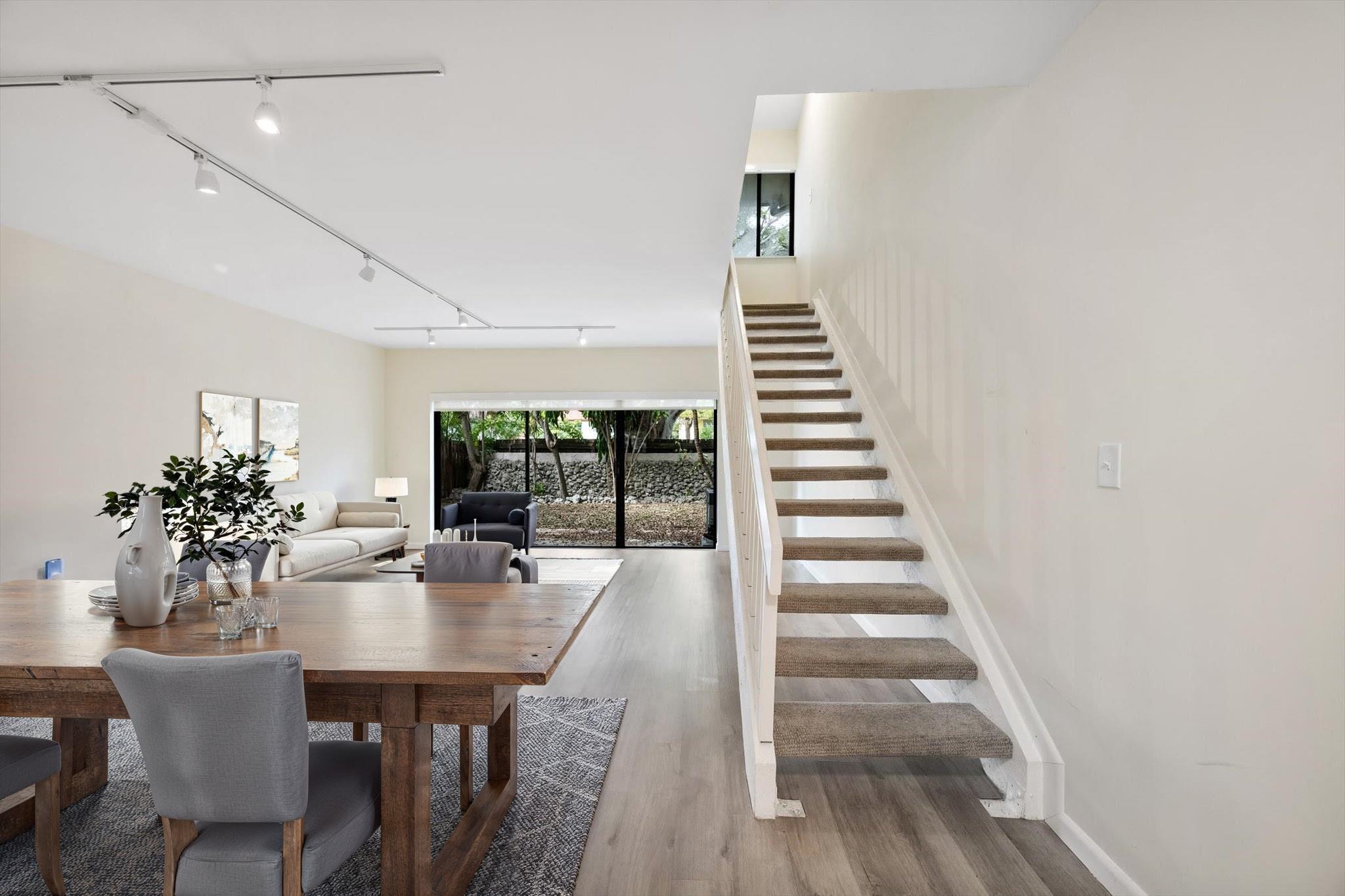 19986 NE 5th Court 4D, Miami, FL 33179, Miami