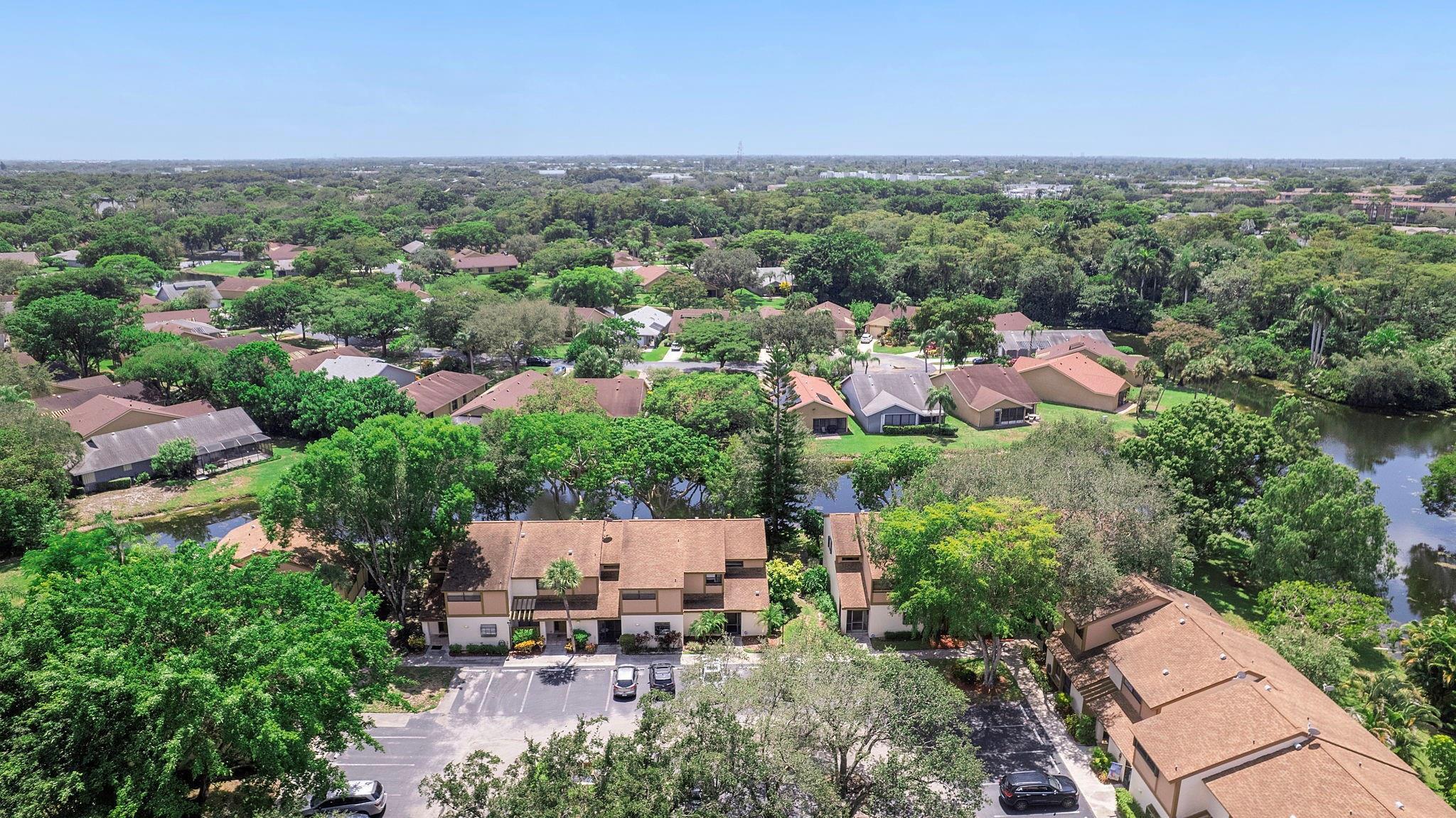 3051 NW 48th Avenue 808, Coconut Creek, FL 33063, Coconut Creek - Photo 2