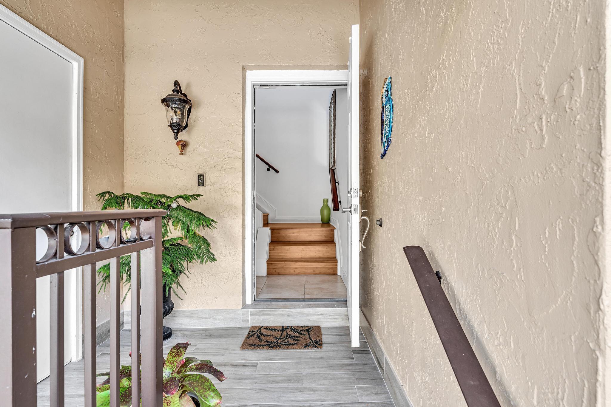 6666 Montego Bay Boulevard B, Boca Raton, FL 33433, Boca Raton - Photo 4