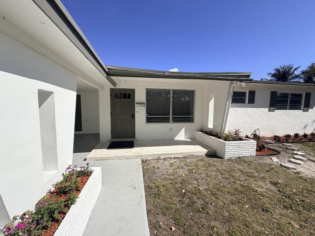 607 N Golf Drive, Hollywood, FL 33021, Hollywood - Photo 4