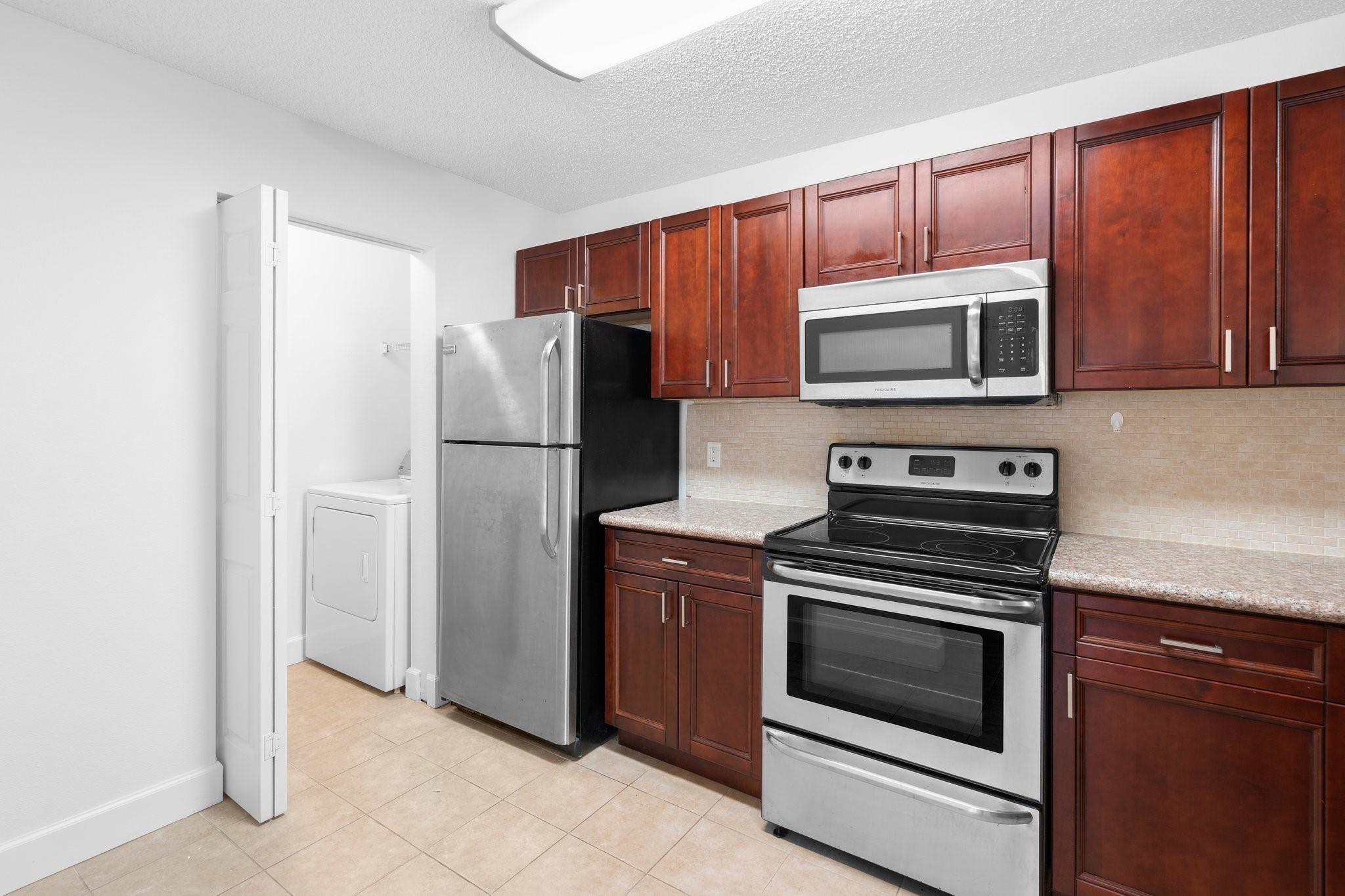 11295 W Atlantic Boulevard 207, Coral Springs, FL 33071, Coral Springs - Photo 2