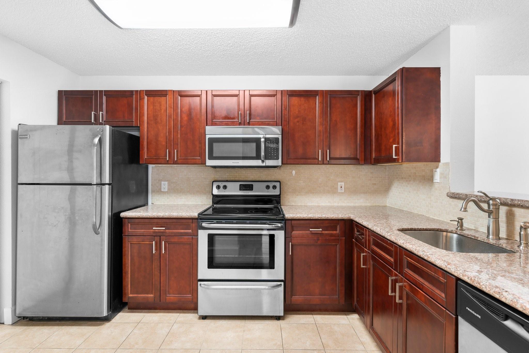 11295 W Atlantic Boulevard 207, Coral Springs, FL 33071, Coral Springs - Photo 3