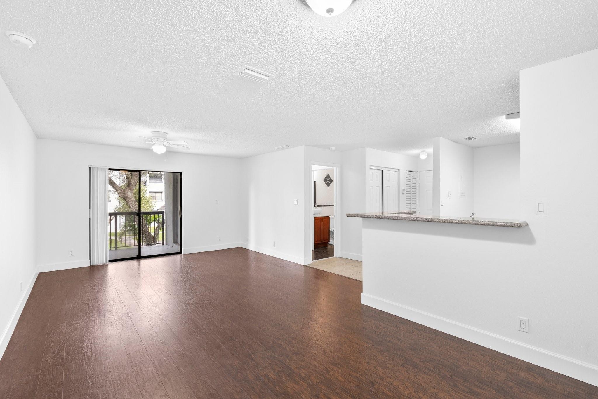 11295 W Atlantic Boulevard 207, Coral Springs, FL 33071, Coral Springs - Photo 4