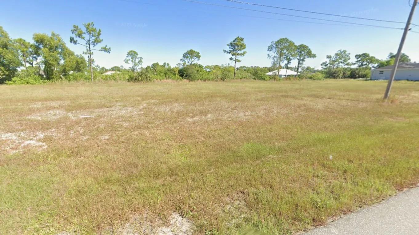 1811 NE 44th Street, Cape Coral, FL 33909, Cape Coral - Photo 3