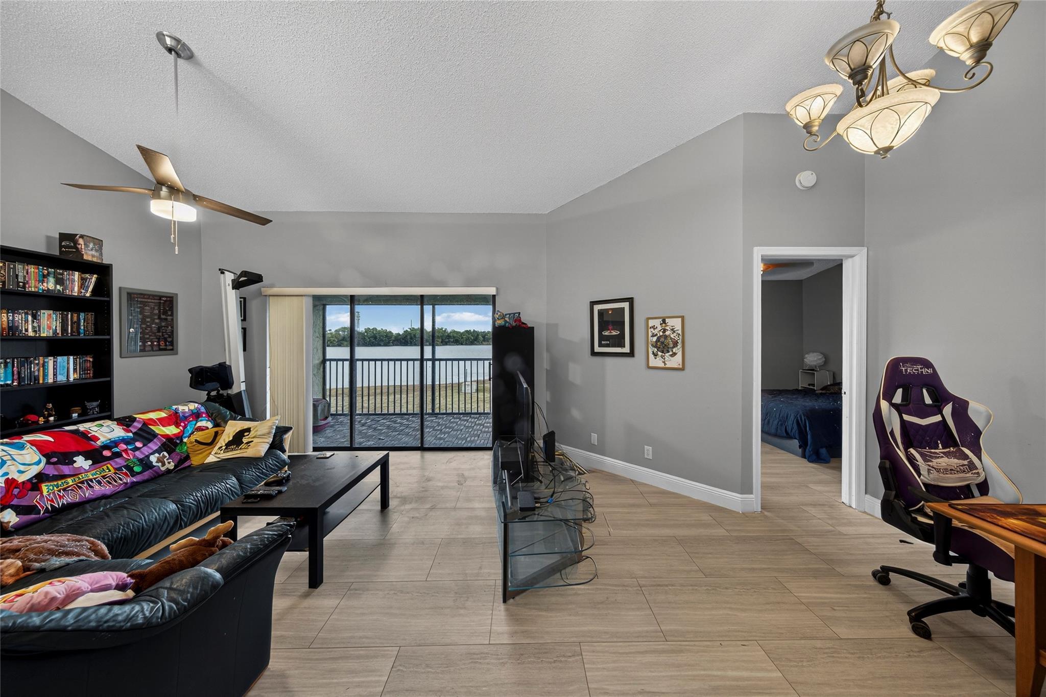 204 Lincoln Court 204, Deerfield Beach, FL 33442, Deerfield Beach - Photo 5