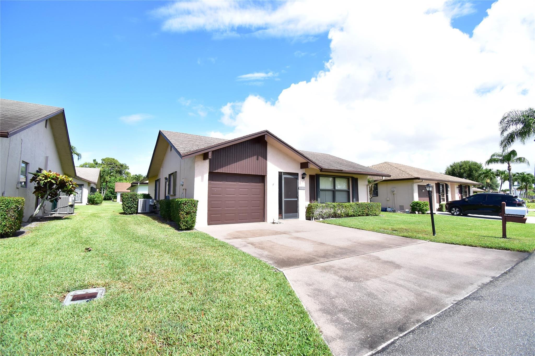 3305 Silver Buttonwood Drive, Greenacres, FL 33463, Greenacres - Photo 5
