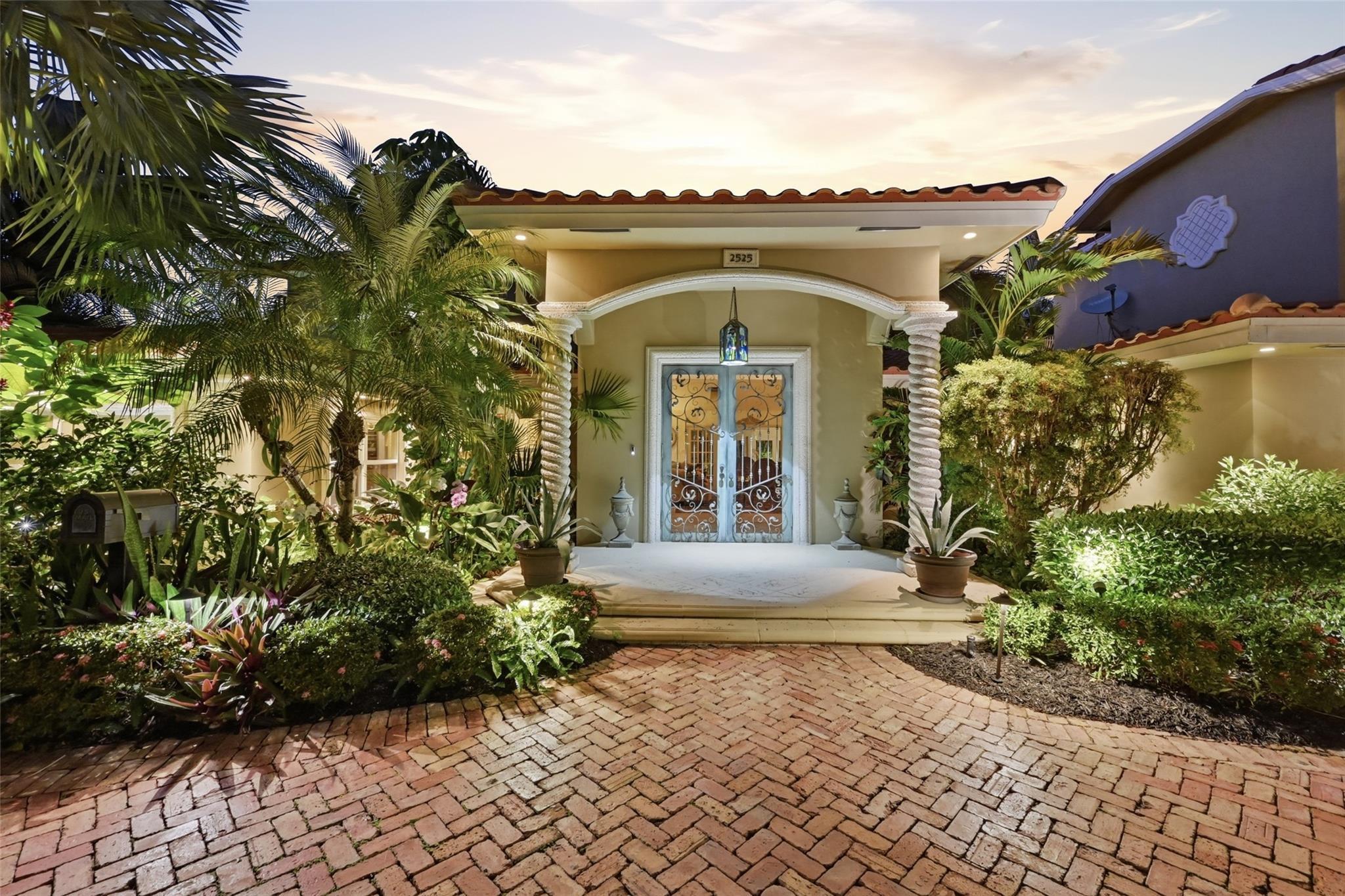 2525 NE 21st Court, Fort Lauderdale, FL 33305, Fort Lauderdale