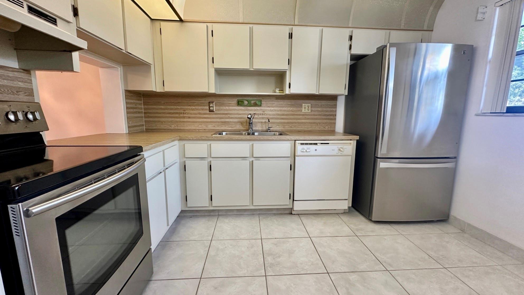 6090 N Sabal Palm Boulevard 108, Tamarac, FL 33319, Tamarac
