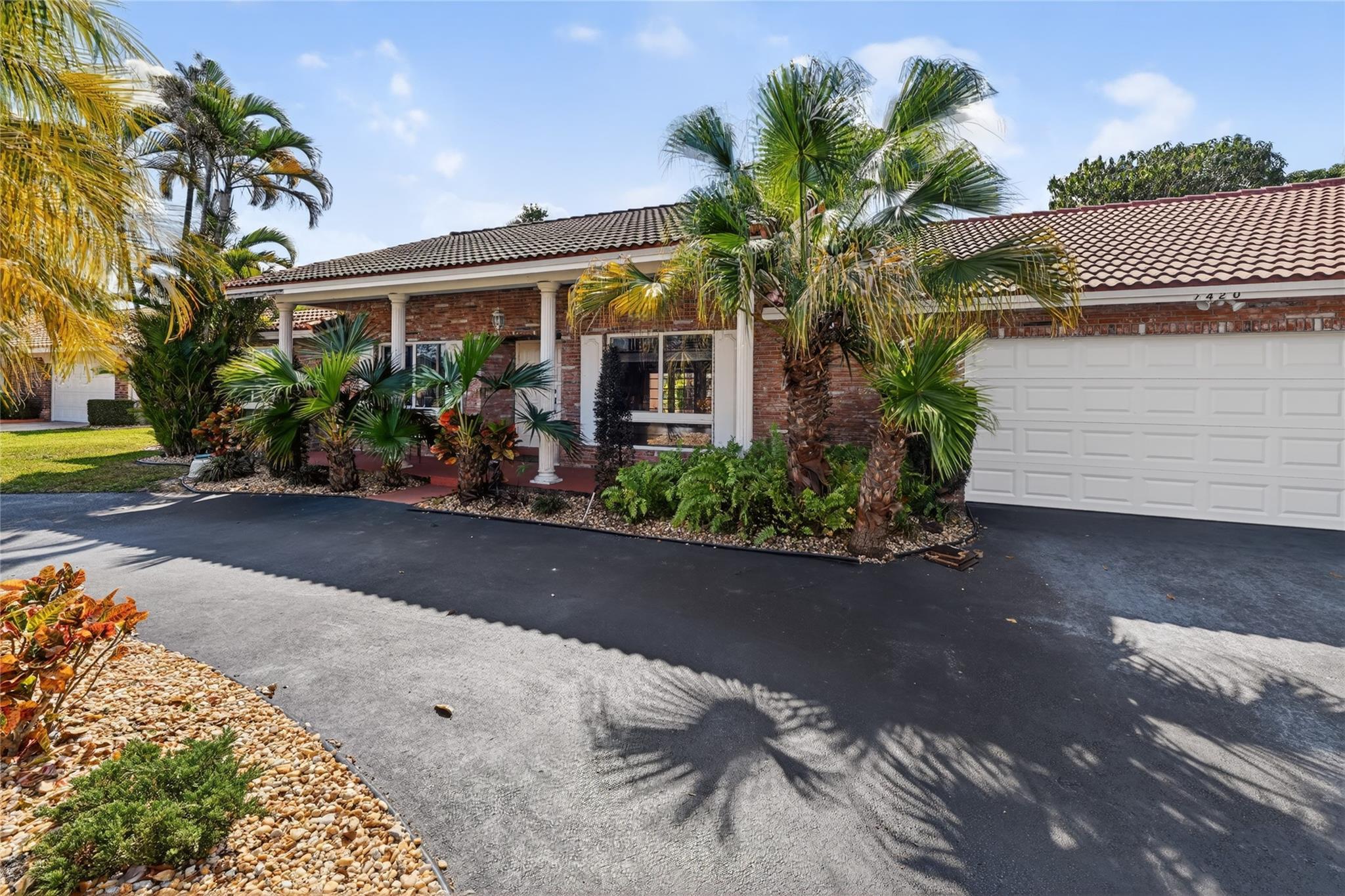 7420 SW 16th Street, Plantation, FL 33317, Plantation - Photo 2