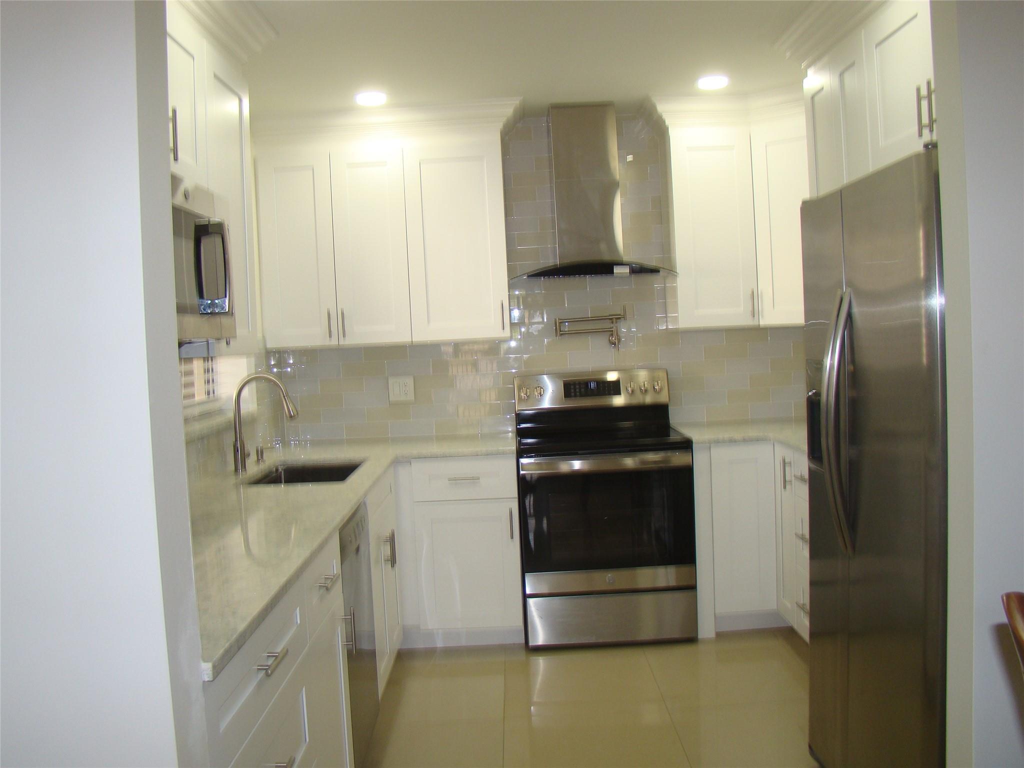 2588 N Carambola Circle, Coconut Creek, FL 33066, Coconut Creek