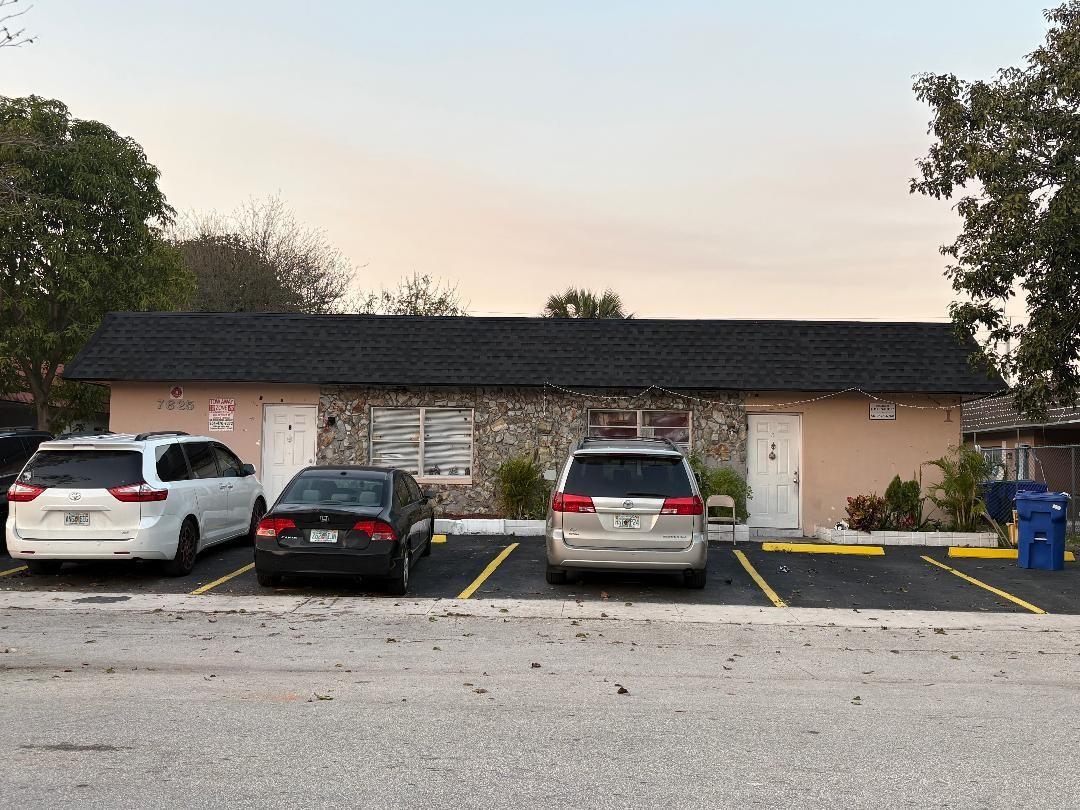 7625 SW 10th Street, North Lauderdale, FL 33068, North Lauderdale