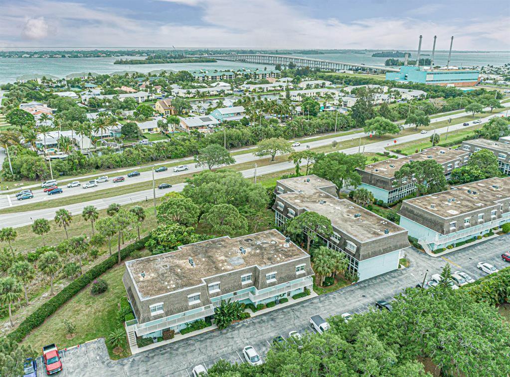 1901 Indian River Boulevard 104C, Vero Beach, FL 32960, Vero Beach - Photo 3