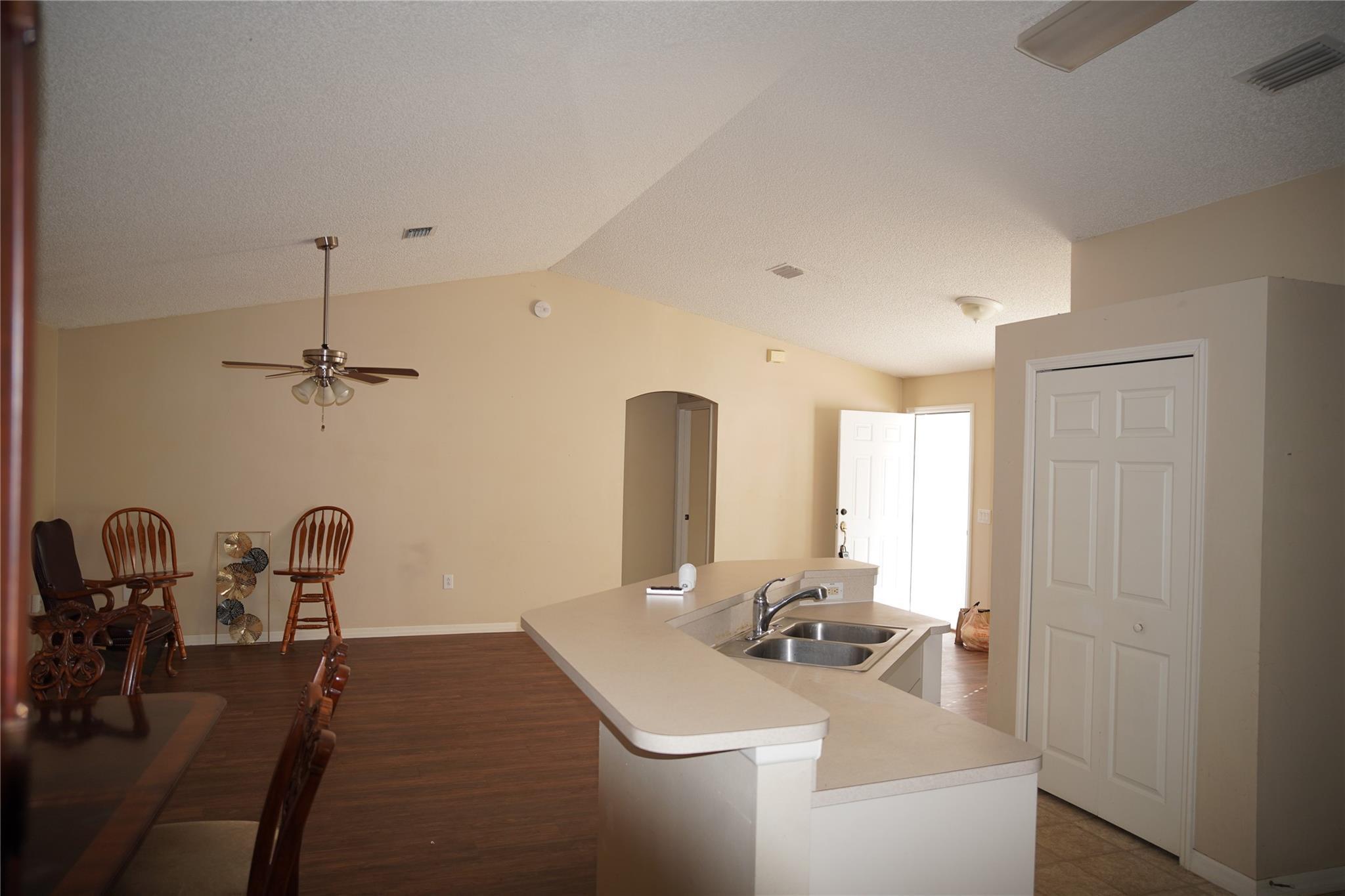 865 N Helm, Palm Bay, FL 32907, Palm Bay - Photo 5