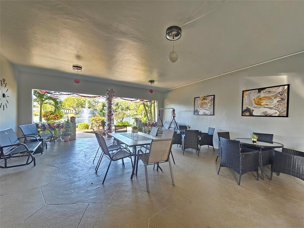 3531 NW 50th Avenue 610, Lauderdale Lakes, FL 33319, Lauderdale Lakes - Photo 2