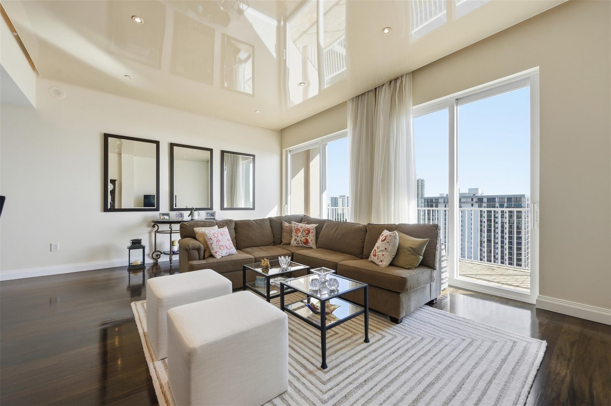 3020 NE 32nd Avenue PH5, Fort Lauderdale, FL 33308, Fort Lauderdale - Photo 2