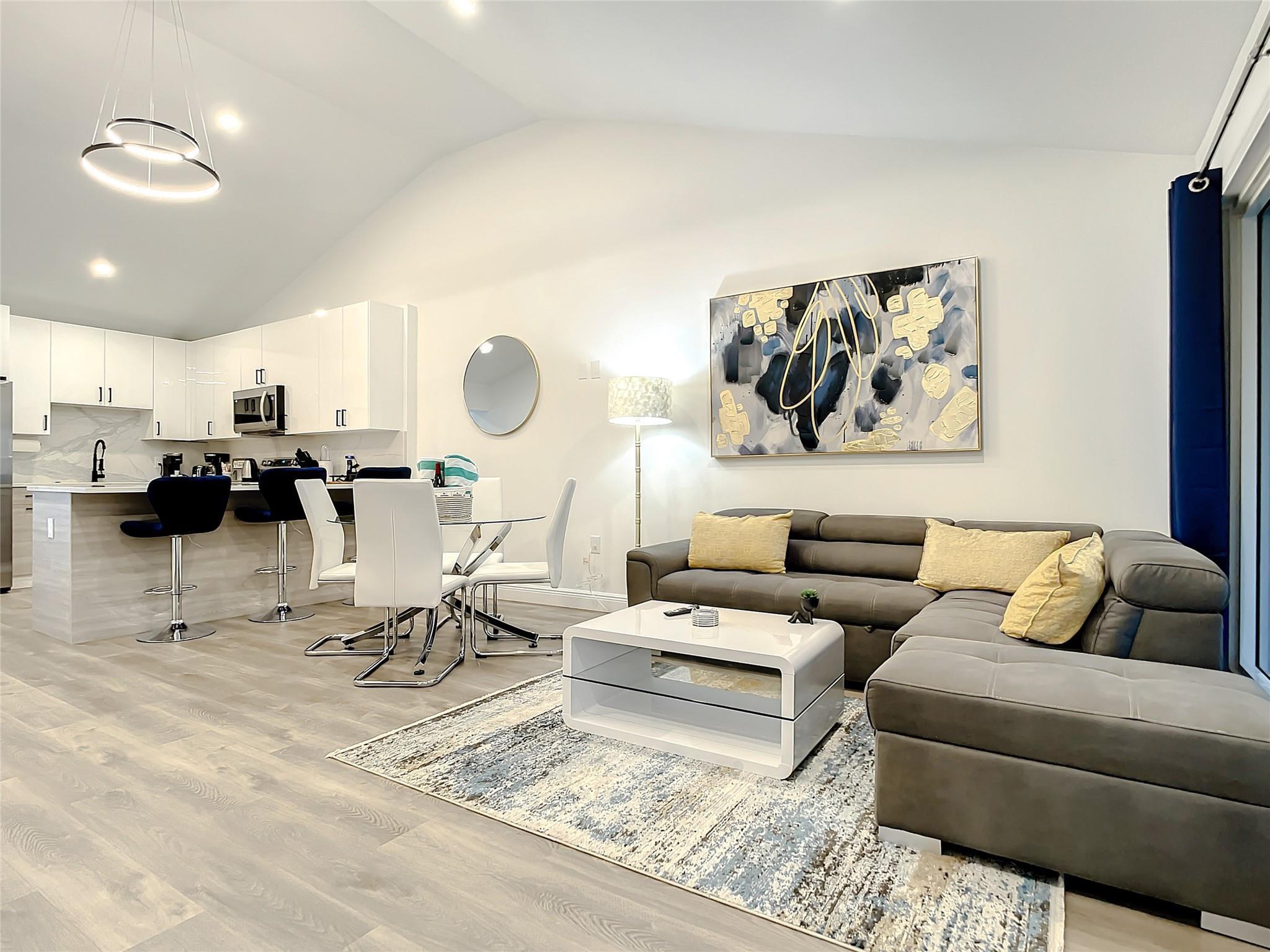 2100 NE 45th Street 1, Fort Lauderdale, FL 33308, Fort Lauderdale - Photo 3