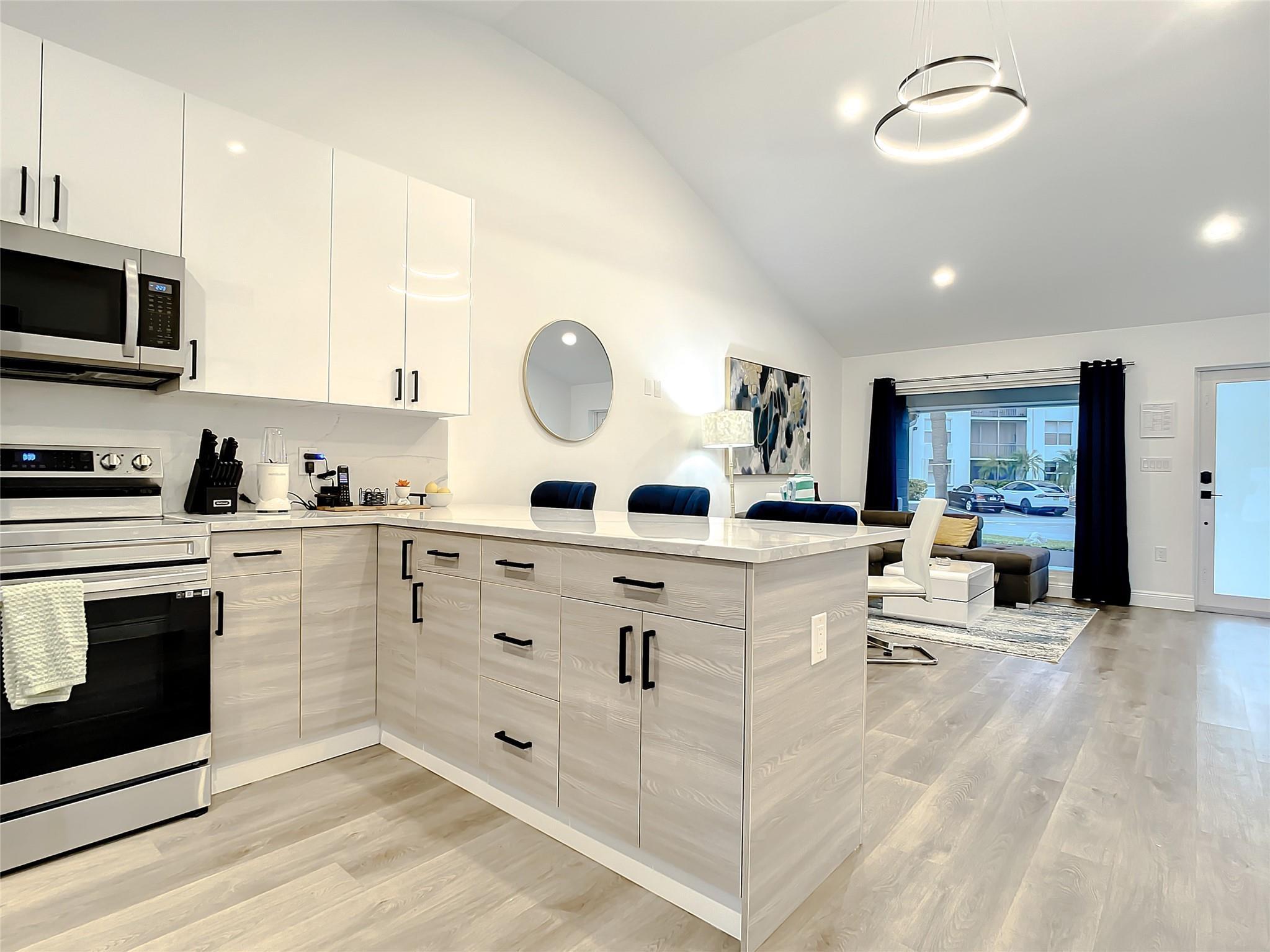 2100 NE 45th Street 1, Fort Lauderdale, FL 33308, Fort Lauderdale - Photo 4