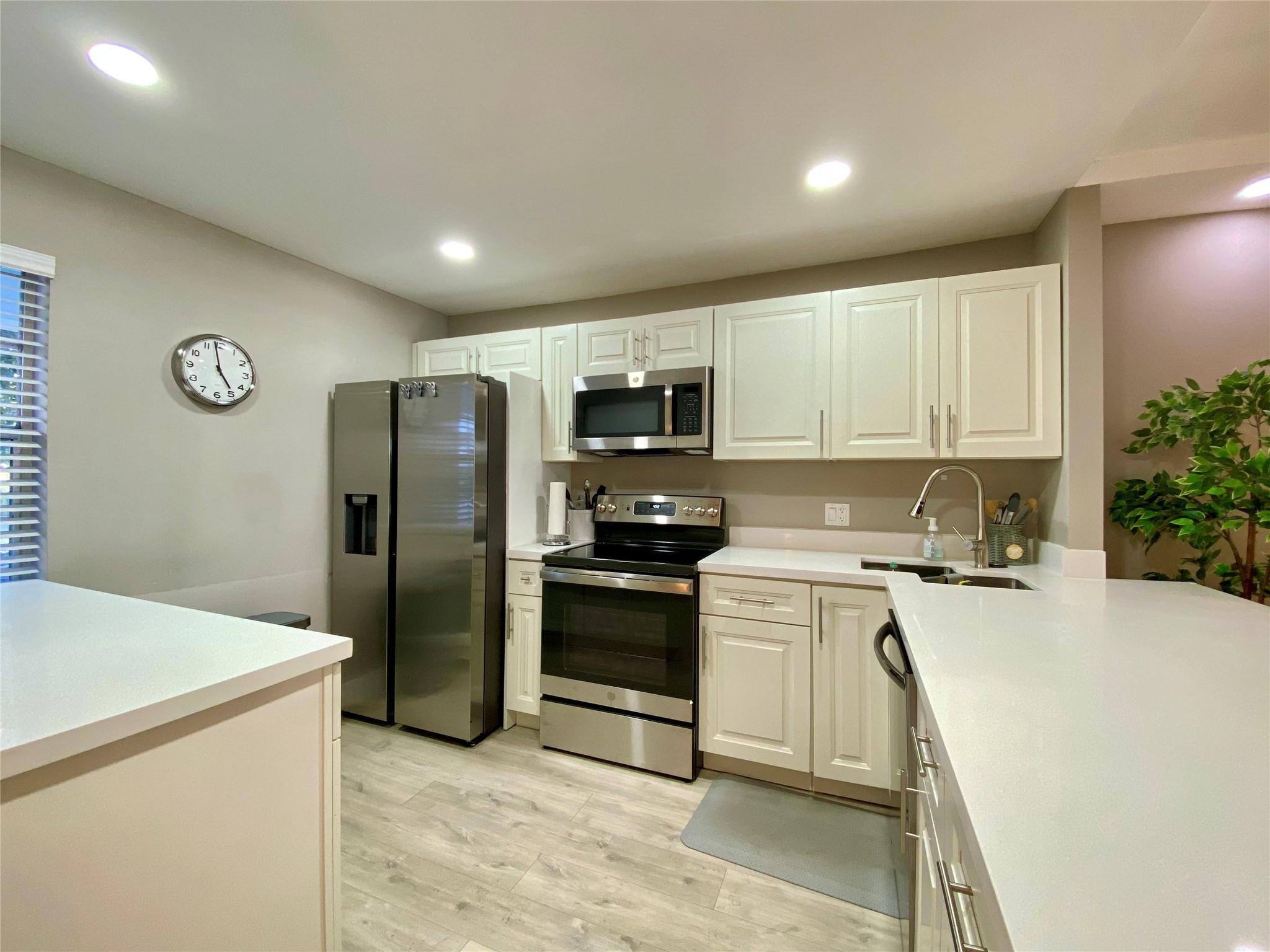 3010 N Course Drive 209, Pompano Beach, FL 33069, Pompano Beach - Photo 2