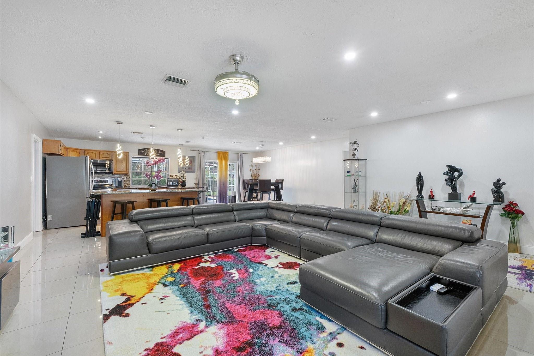 7310 NW 13th Court, Plantation, FL 33313, Plantation - Photo 3