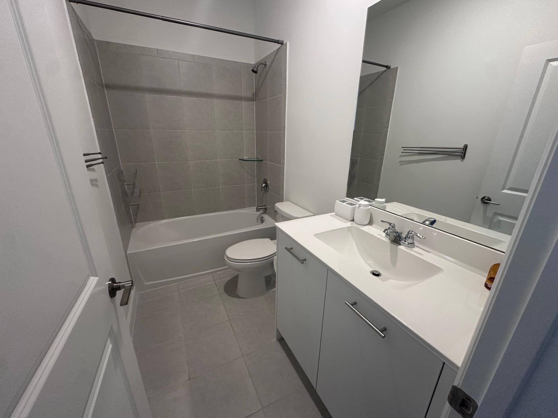 12530 NW 22nd Place, Miami, FL 33167, Miami - Photo 5
