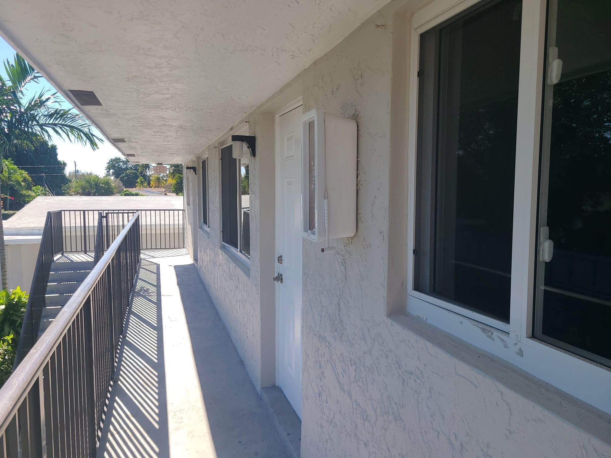 2719 Lincoln Street 4, Hollywood, FL 33020, Hollywood - Photo 3